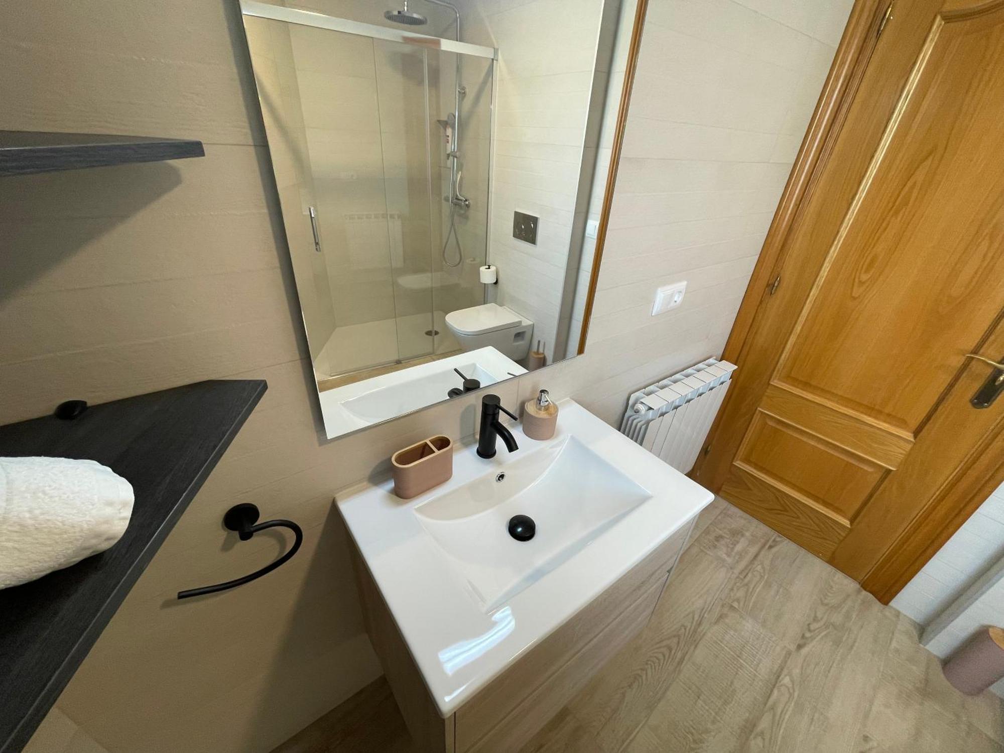 Apartamentos Montejurra Ayegui Ngoại thất bức ảnh